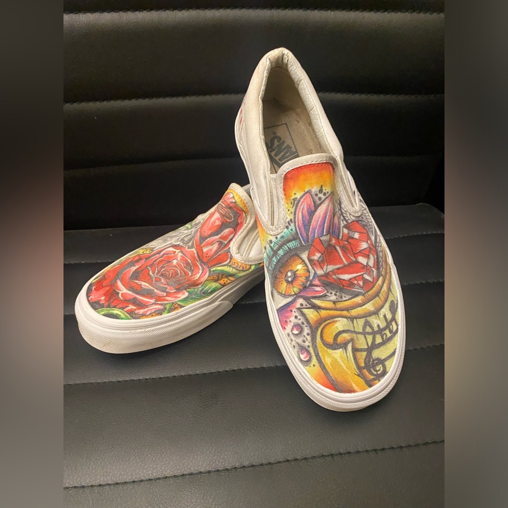 Vans of the Wall Graffiti style shoes men’s 7.5, women’s 9 UNIQUE OOAK L@@k!